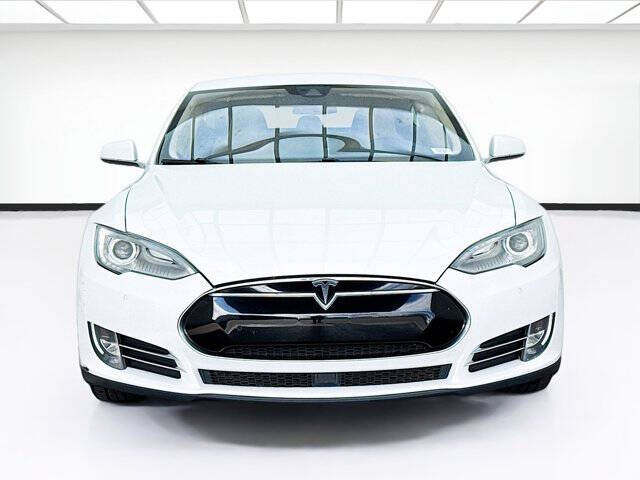2015 Tesla Model S