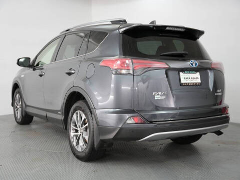 2017 Toyota RAV4 Hybrid XLE