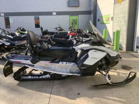 2020 Ski-Doo Grand Touring Sport Rotax®
