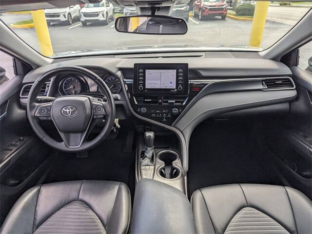 2023 Toyota Camry SE