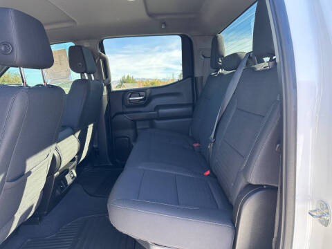 2022 Chevrolet Silverado 1500 Custom