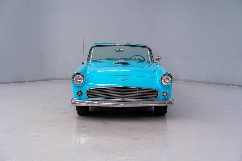 1956 Ford Thunderbird