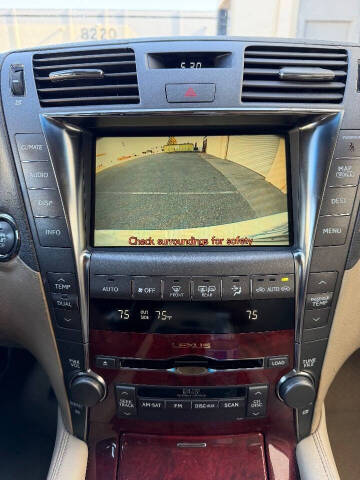2007 Lexus LS 460