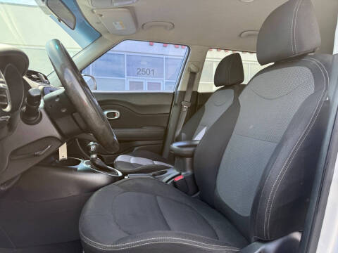 2019 Kia Soul +