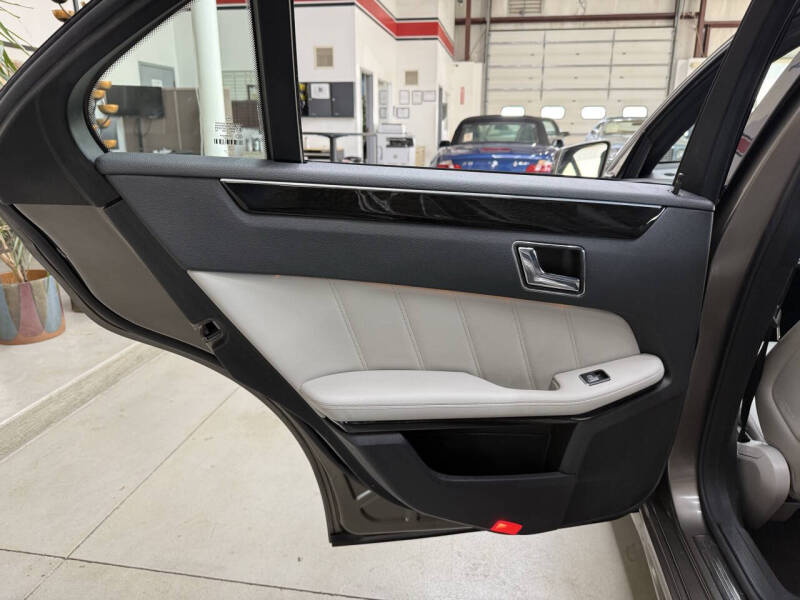 2010 Mercedes-Benz E-Class