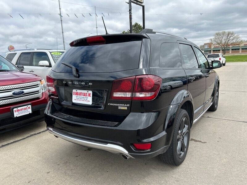 2019 Dodge Journey Crossroad