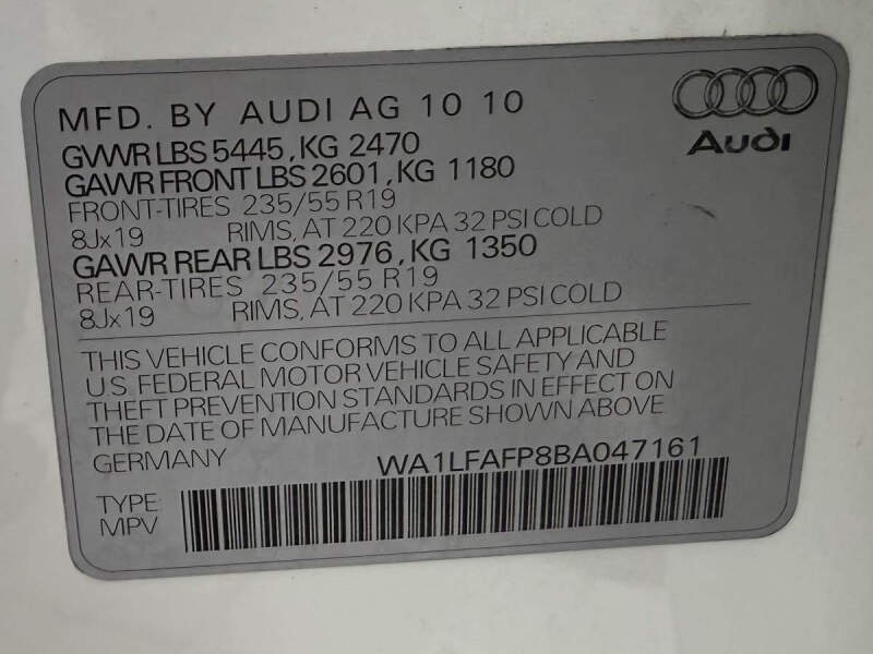 2011 Audi Q5 2.0T quattro Premium Plus