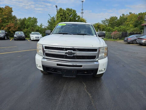 2009 Chevrolet Silverado 1500 for sale at Newcombs Auto Sales in Auburn Hills MI