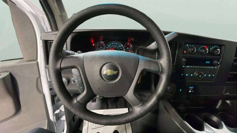 2024 Chevrolet Express 2500