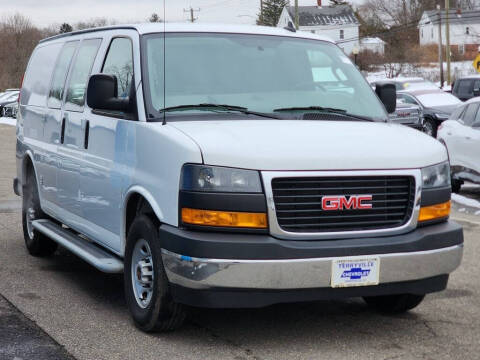 2022 GMC Savana 2500
