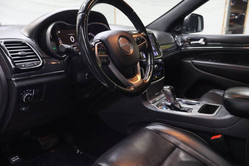 2020 Jeep Grand Cherokee Overland