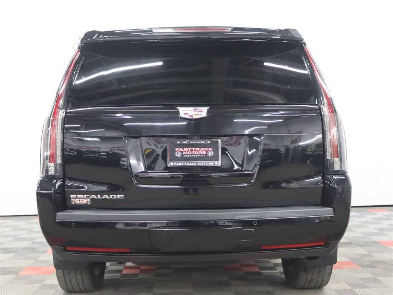 2020 Cadillac Escalade Luxury