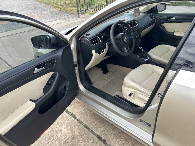 2014 Volkswagen Jetta SE