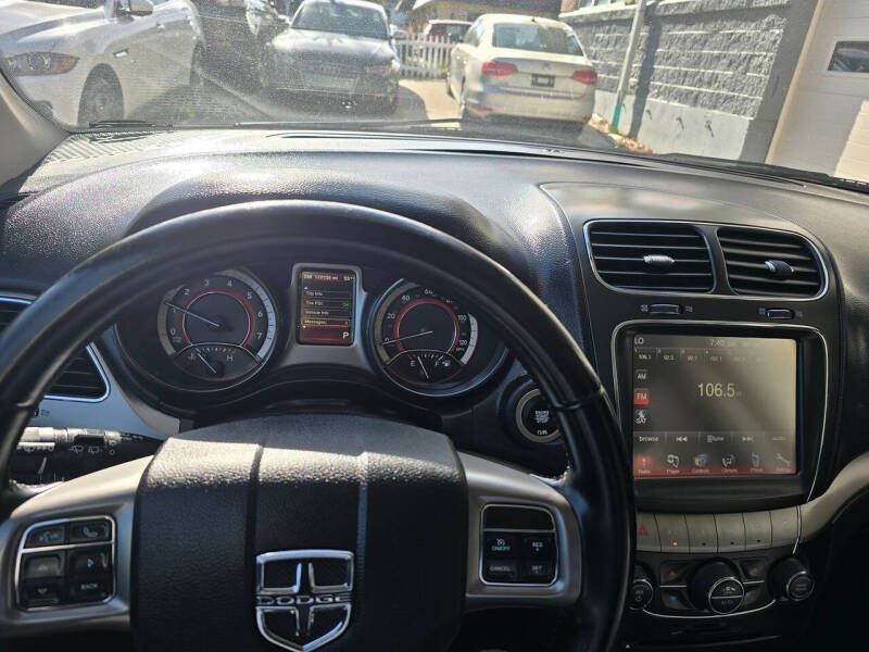 2020 Dodge Journey Crossroad