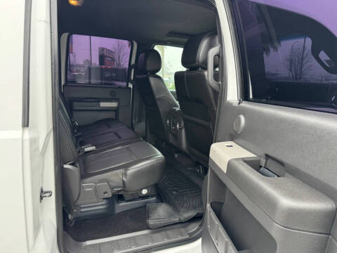 2015 Ford F-350 Super Duty Lariat