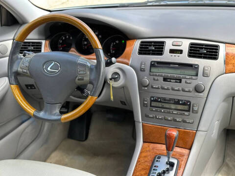 2005 Lexus ES 330