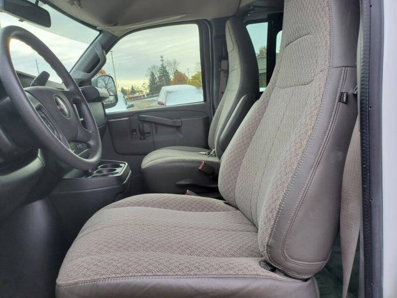 2018 GMC Savana 2500