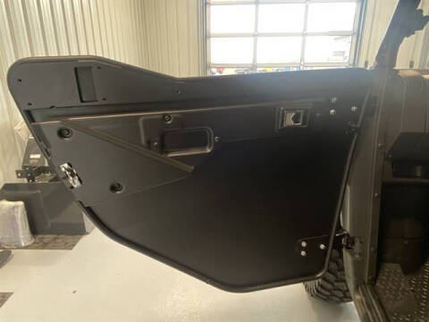 2025 Segway UT10 CREW