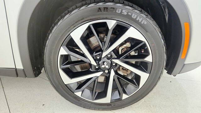 2022 Mitsubishi Outlander