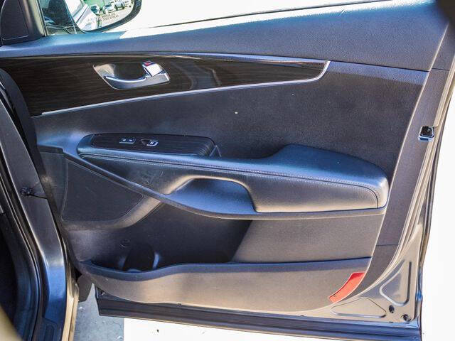 2020 Kia Sorento S V6