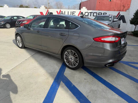 2013 Ford Fusion SE