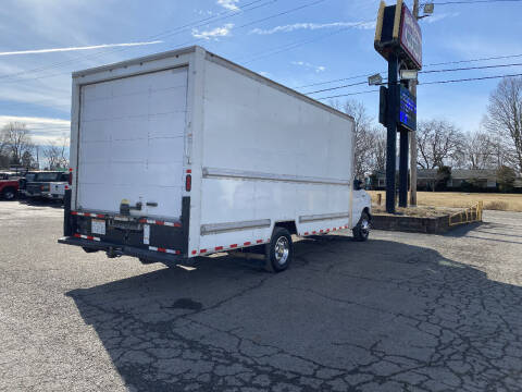 2017 Ford E-Series E-350 SD