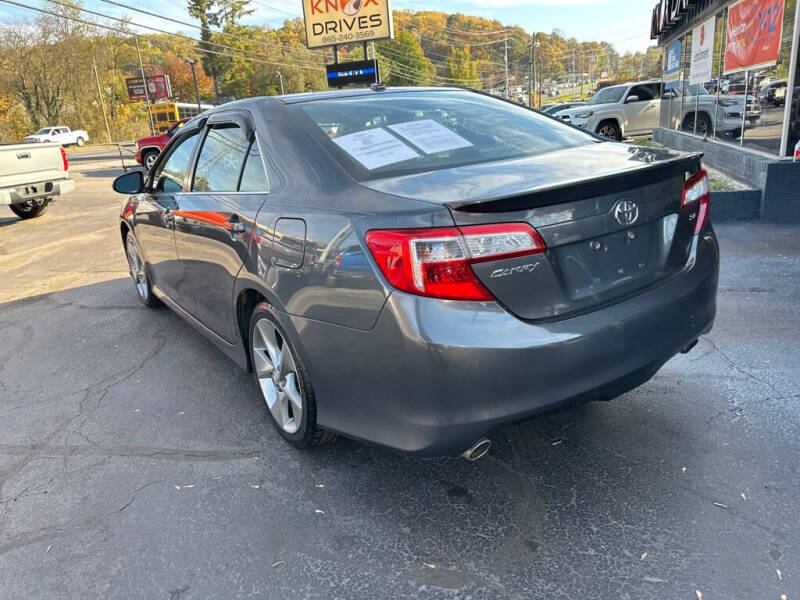 2012 Toyota Camry SE V6
