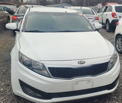 2013 Kia Optima for sale at Diaz Used Autos in Danville IL