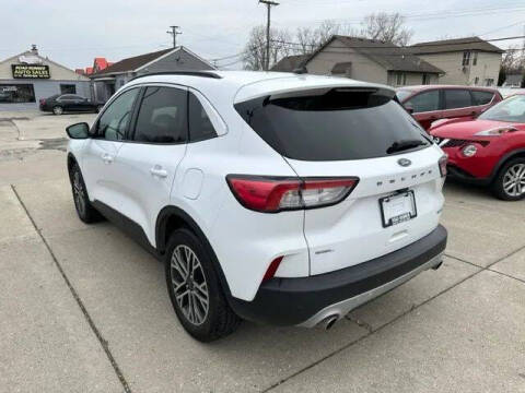 2020 Ford Escape SEL