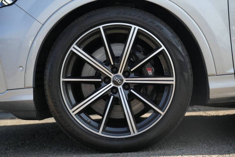 2022 Audi SQ7 4.0T quattro Premium Plus