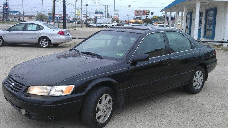1999 Toyota Camry