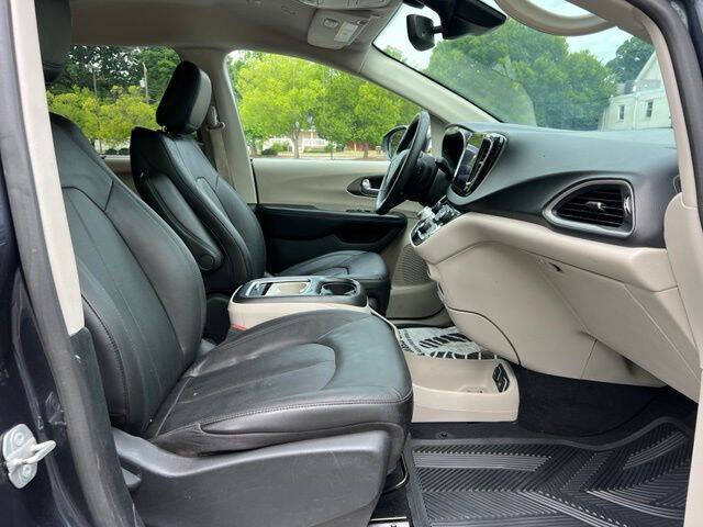 ChryslerPacifica21