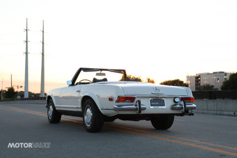 1969 Mercedes-Benz 280-Class