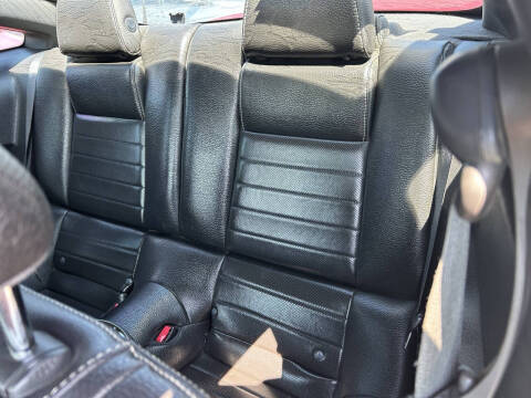 2011 Ford Mustang V6 Premium