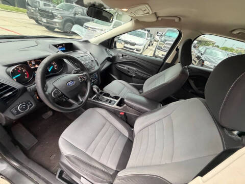 2019 Ford Escape S