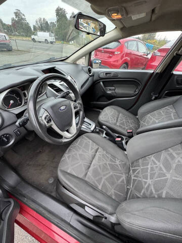 2011 Ford Fiesta SE