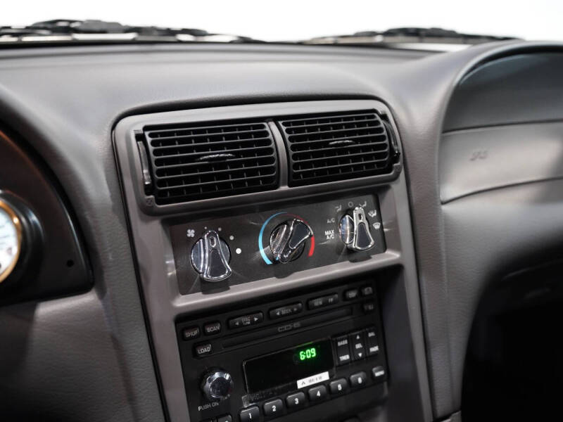 2001 Ford Mustang SVT Cobra