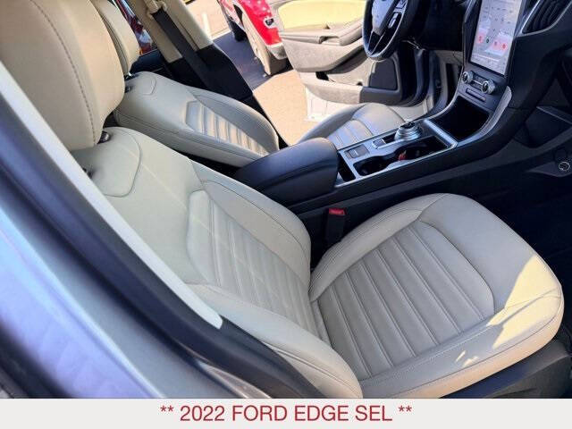 2022 Ford Edge SEL