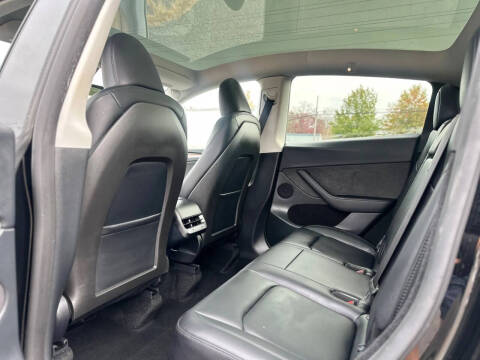 2025 Tesla Model Y Long Range