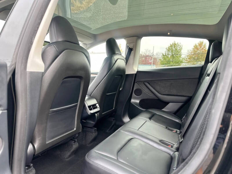 2025 Tesla Model Y Long Range