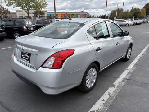 2017 Nissan Versa 1.6 S