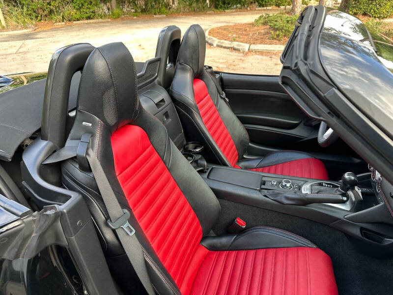 2018 FIAT 124 Spider Abarth