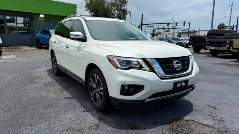 2020 Nissan Pathfinder Platinum