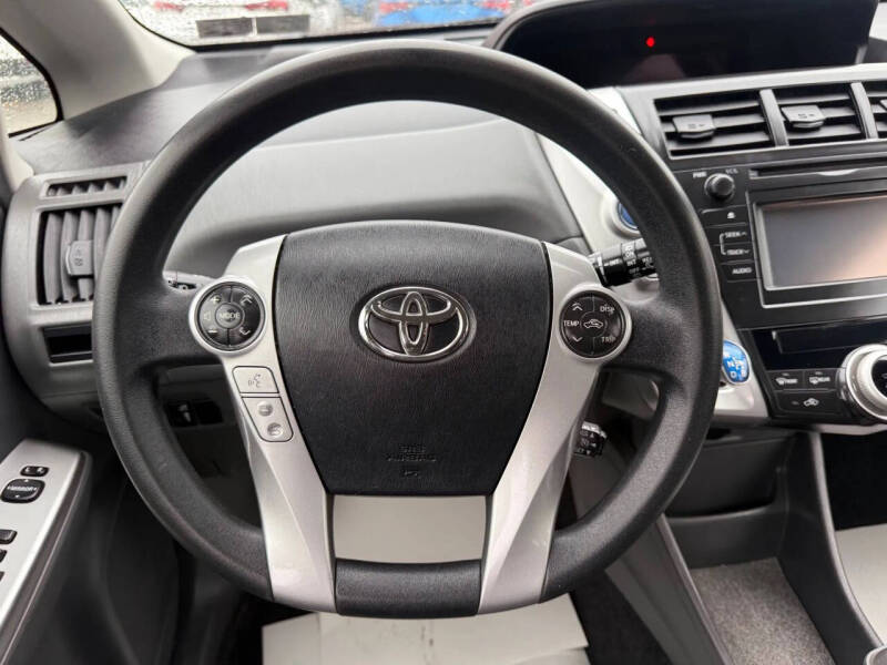 2012 Toyota Prius v