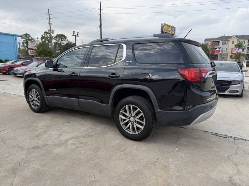 2019 GMC Acadia SLE-2