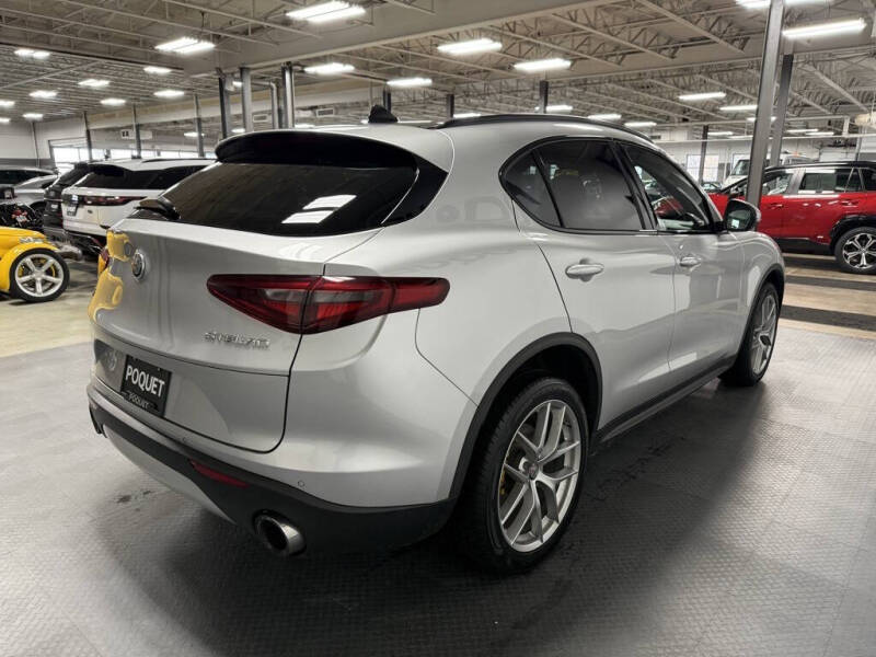 2018 Alfa Romeo Stelvio Sport