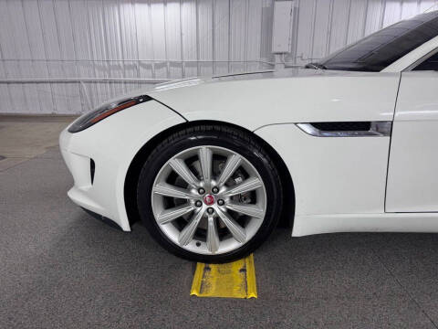 2017 Jaguar F-TYPE Premium