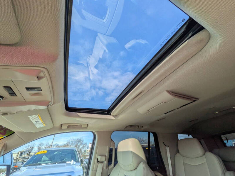 2015 Cadillac Escalade Premium