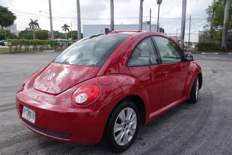 2009 Volkswagen New Beetle