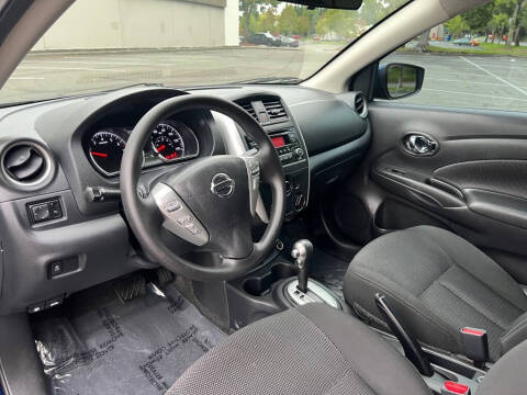 2018 Nissan Versa